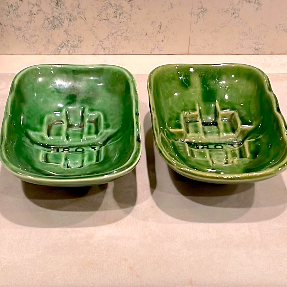 McCoy USA Pair of 2 Vintage Footed Green Gloss Mid Century Pottery Planters EUC